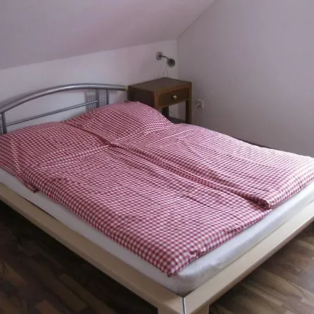 Fichtenweg 20, Apartment *