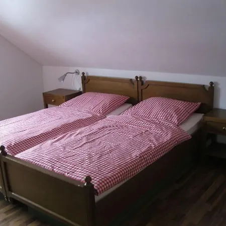 Fichtenweg 20, Apartment *